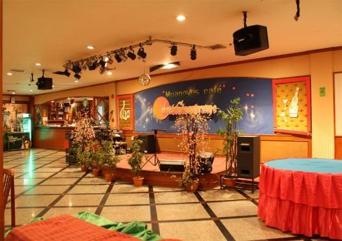 โรงแรมเจพี เอมเมอรัลด์ (JP Emerald Hotel)3