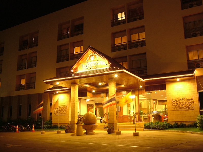 โรงแรมฝ้ายขิด (Faikid Amnat Charoen Hotel)0