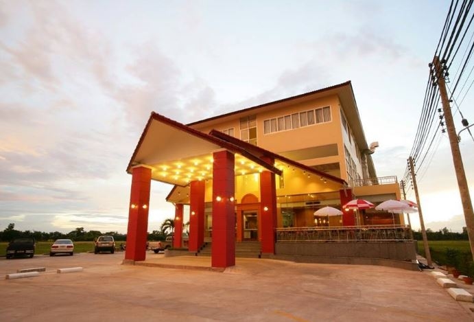 โรงแรม บลูเทล (Bluetel Hotel)0