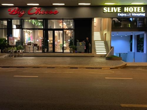 สลีฟโฮเทล (Slive Hotel)1