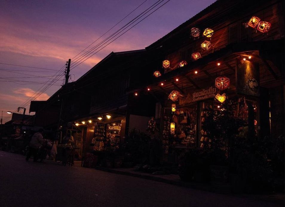 สองผัวเมีย เกสเฮ้าส์ แอนด์แฮนด์ดิคราฟท์ เชียงคาน (Husband and Wife Guesthouse and Handicraft)4