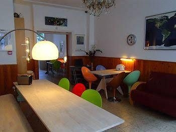 Bicycle Hotel Amsterdam0