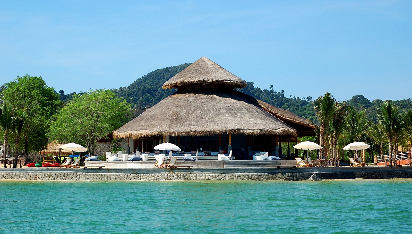 เดอะ บลูสกาย รีสอร์ท แอท เกาะพยาม (The Blue Sky Resort @ Koh Payam)0