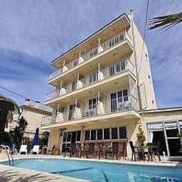 Hostal Orsi0