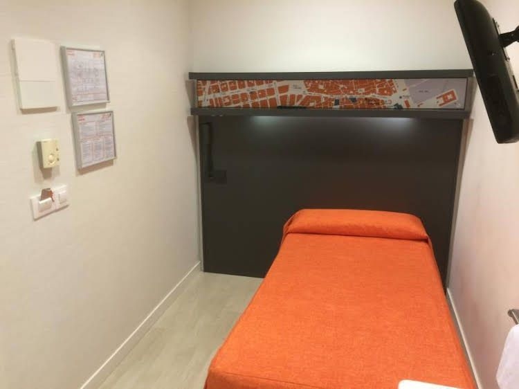 Hostal Benidorm0