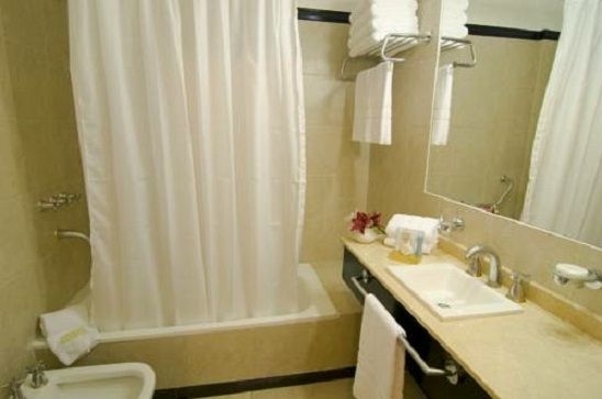 Ramada Buenos Aires4