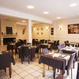 Hostellerie Excalibur0