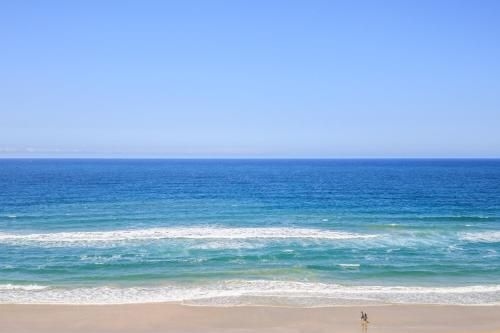 Olympus Beachfront Apartments4