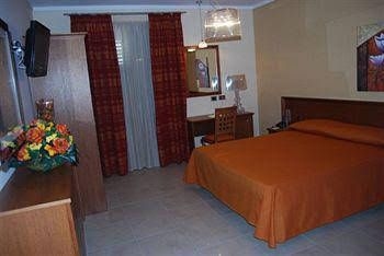 Hotel Poma0