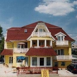 Barbara Wellness Pension0