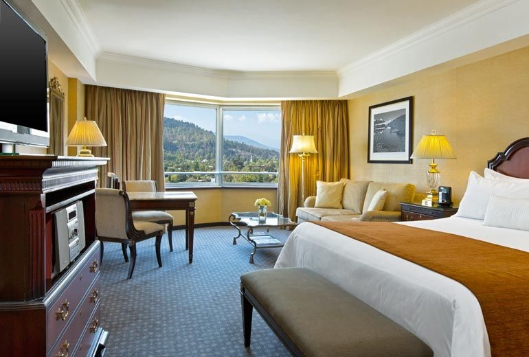 San Cristobal Tower, A Luxury Collection Hotel2