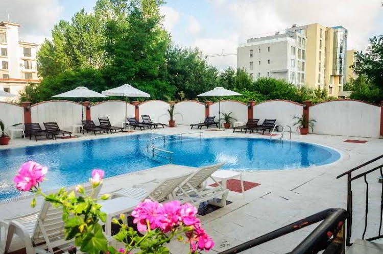 Cantilena Hotel0