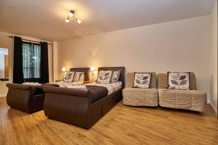 Edinburgh Pearl Apartments - Lochrin Place0