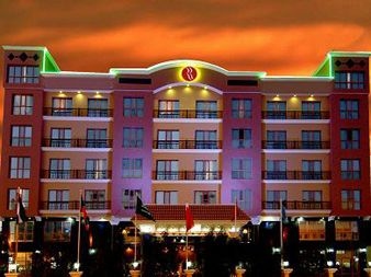 Ramada Palace0