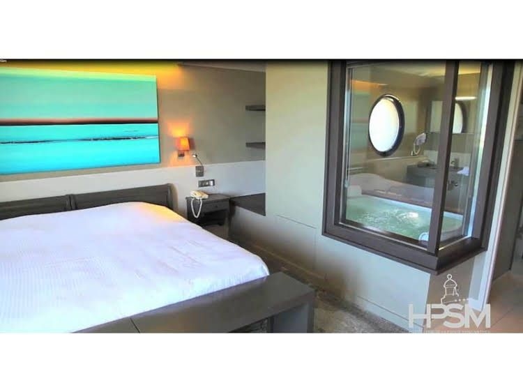 Relais du Silence Host. Pointe Saint Mathieu0