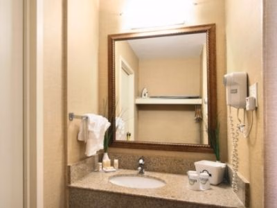 Days Inn Edmonton Downtown4