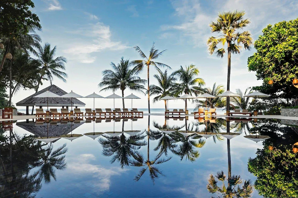 เดอะ สุรินทร์ ภูเก็ต (The Surin Phuket)1