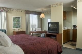 5 Calgary Downtown Suites1