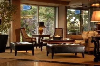 Queen Victoria Hotel & Suites3