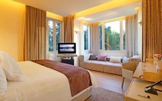 Abac Restaurant Hotel3