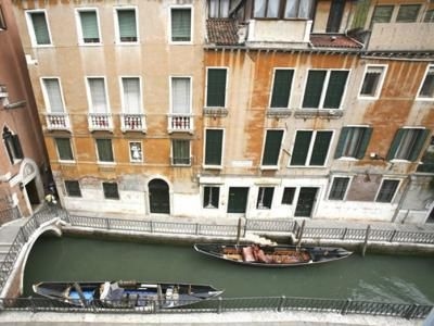 Corte dei Greci0