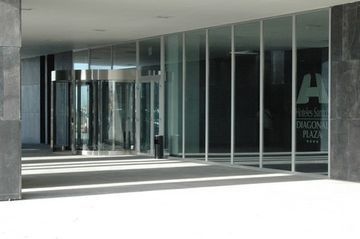 Diagonal Plaza0