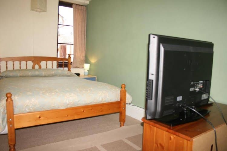 New Inn0