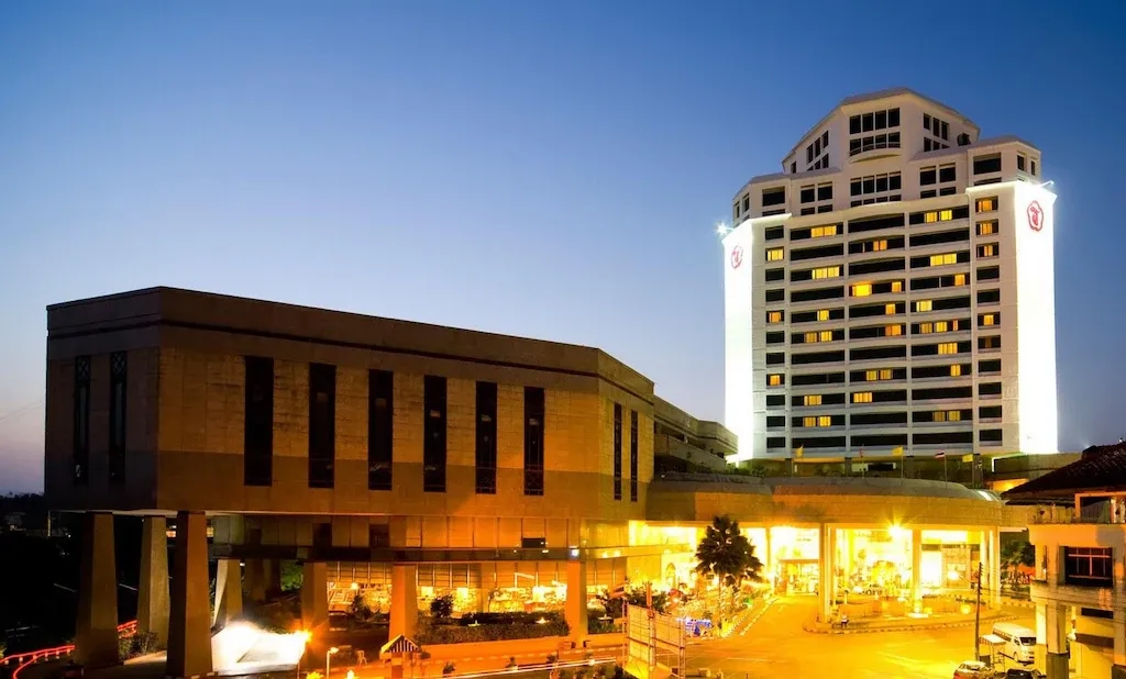 โรงแรมธรรมรินทร์ ธนา (Thumrin Thana Hotel)0