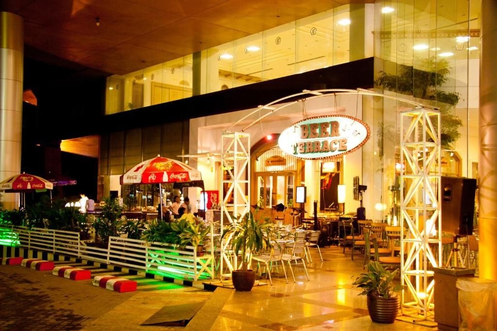 โรงแรมธรรมรินทร์ ธนา (Thumrin Thana Hotel)3