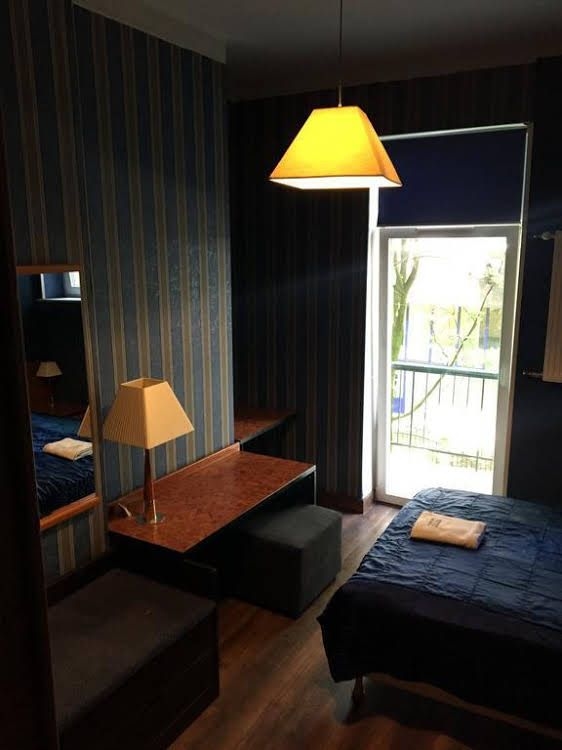 Finger Guest Rooms0