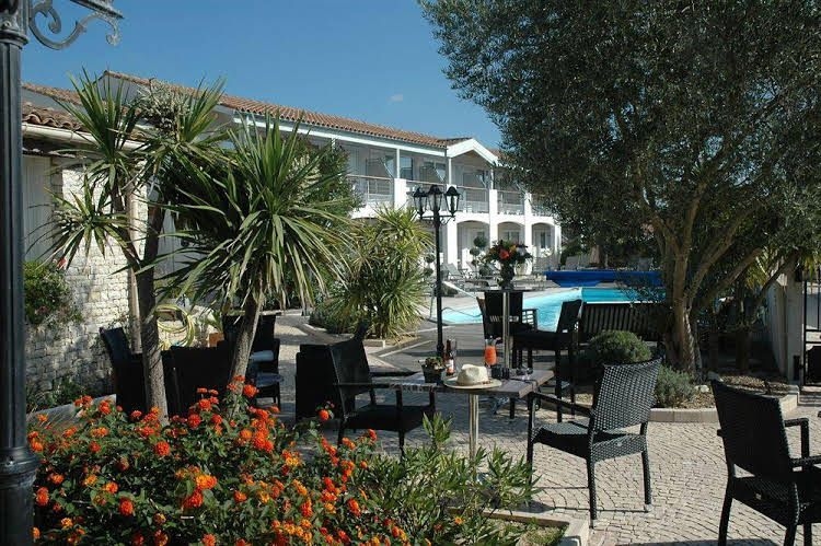 Hotel Le Peu Breton0