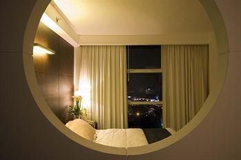 Regalia Tower Suites4