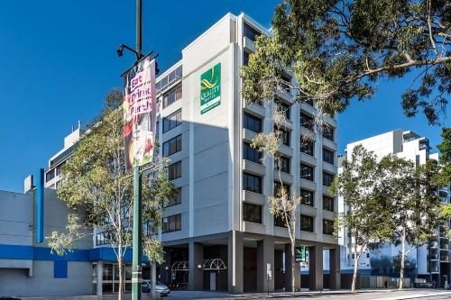 Quality Hotel Ambassador Perth1