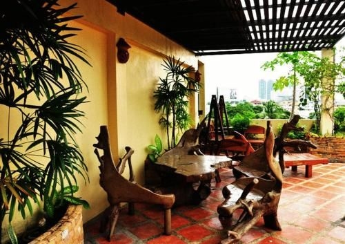 Sathorn Saint View Serviced Apartment1