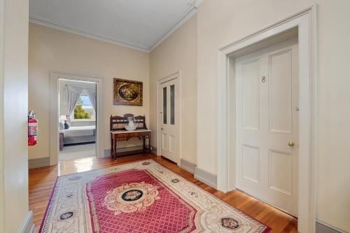 Waratah On York Bed & Breakfast2