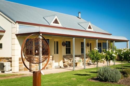Barossa Vineyard Cottages0