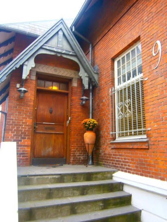 Casa Corner Bed & Breakfast0