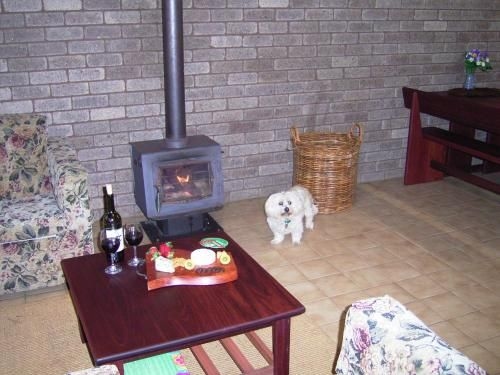 Caves Road Chalets1