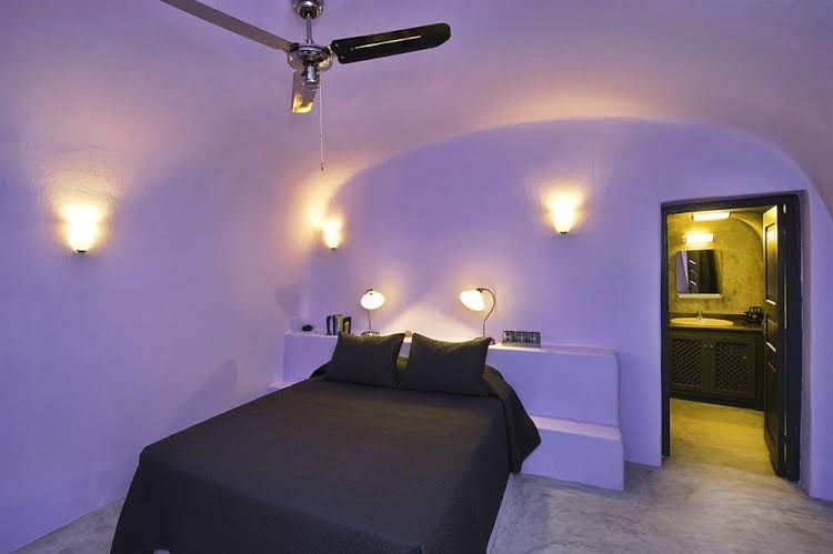 Theodora Suites0