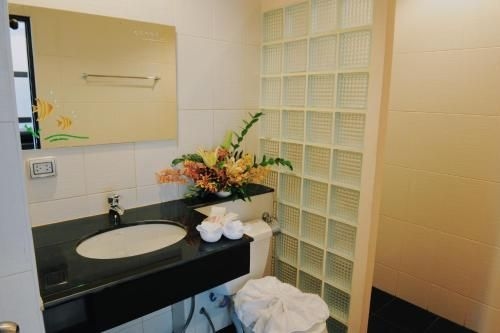 โรงแรมไอซ์ กมลาบีช (Ice Kamalabeach hotel)2