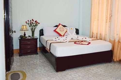 Nhat Le Hotel0
