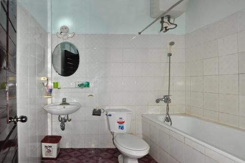 Nhat Le Hotel3