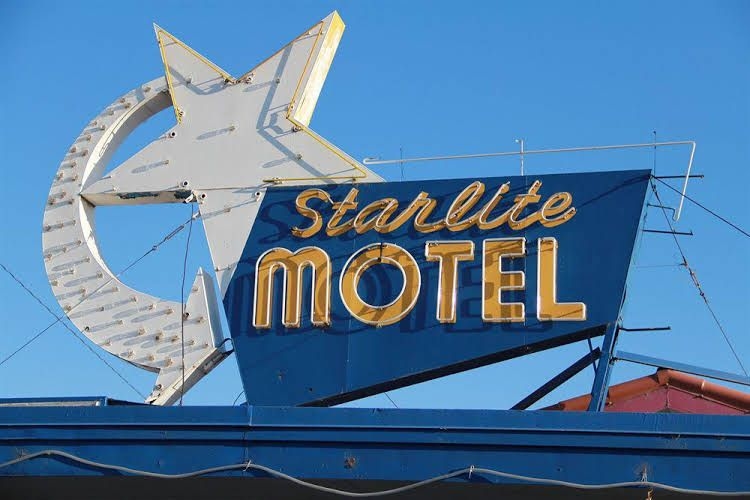 Starlite Motel0