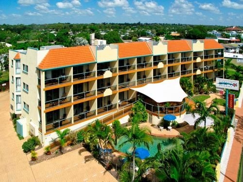 เชลลีย์ เบย์ รีสอร์ต (Shelly Bay Resort)0