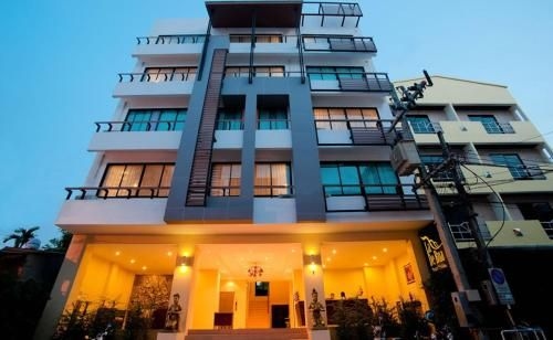 โรงแรมฮาร์โมนี ป่าตอง (Harmony Patong Hotel)0