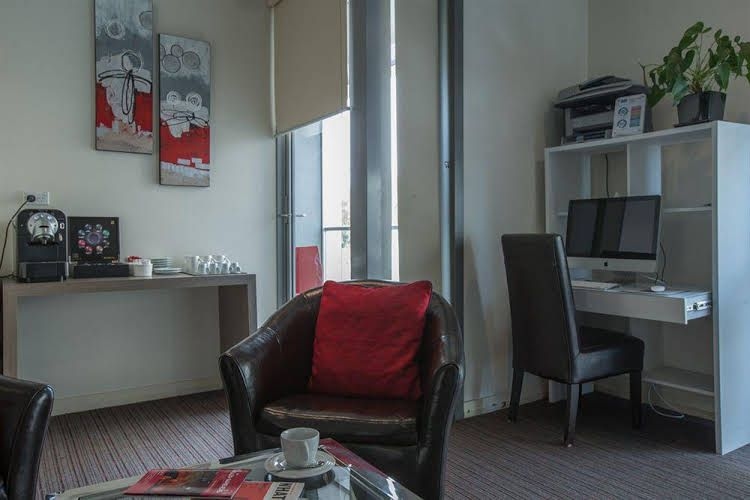Adara Camperdown Hotel0