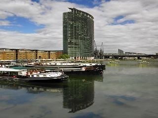 โรงแรมลอนดอน แมริออท คานารีวอร์ฟ (London Marriott West India Quay)4