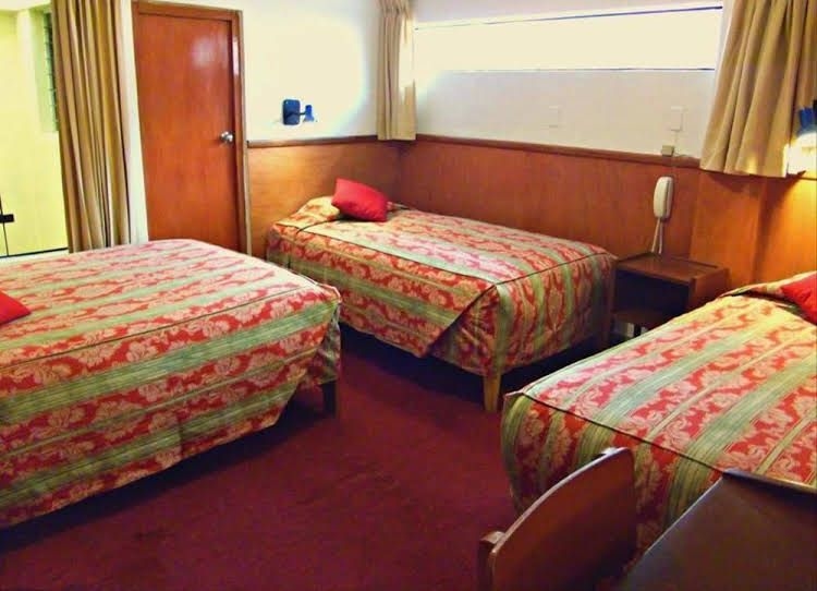 Hostal Saphi0