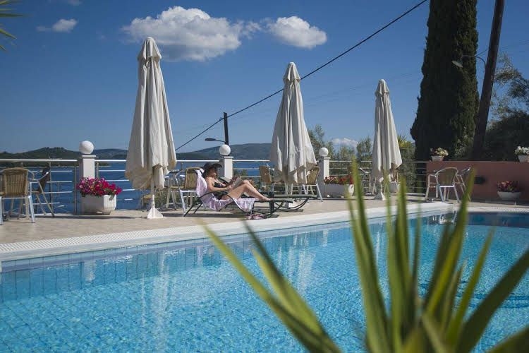 Oasis Hotel0