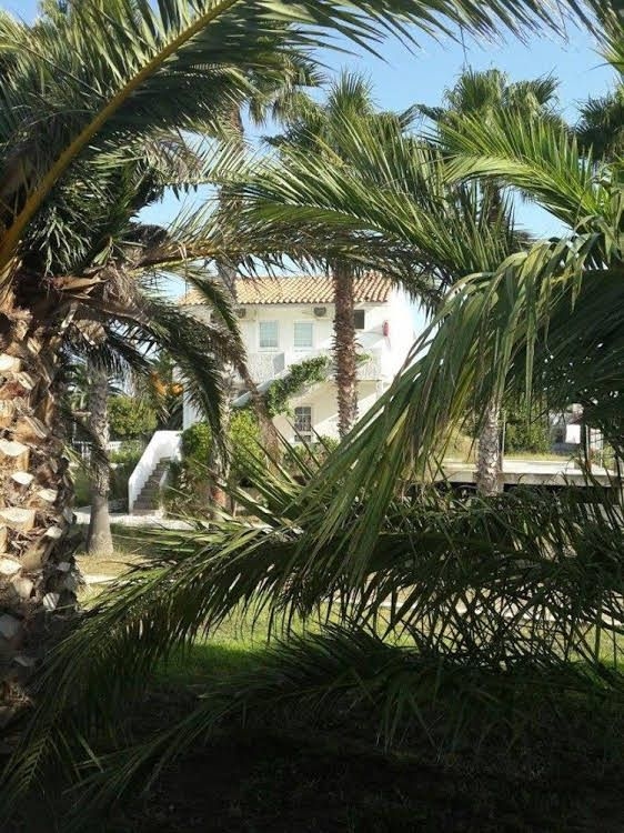 Mariliza Beach Hotel0
